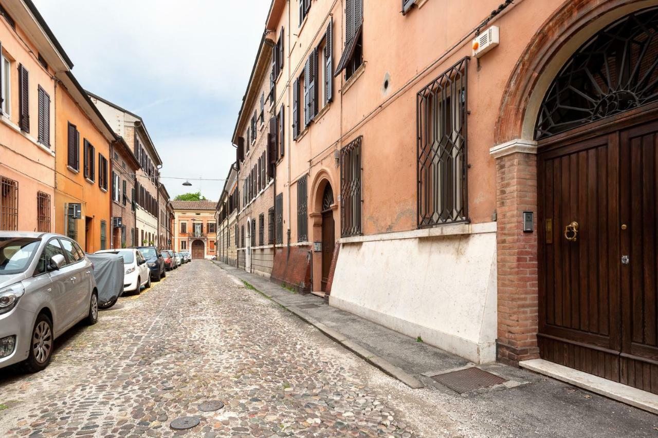 Ferienwohnung Un'Oasi Di Pace Ferrara Exterior foto